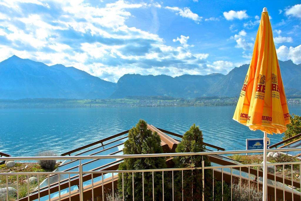 Hotel Restaurant Bellevue Au Lac Thun Exteriér fotografie